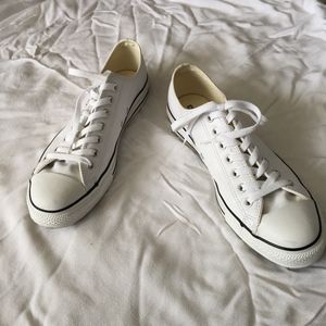 Converse unisex white leather sneakers